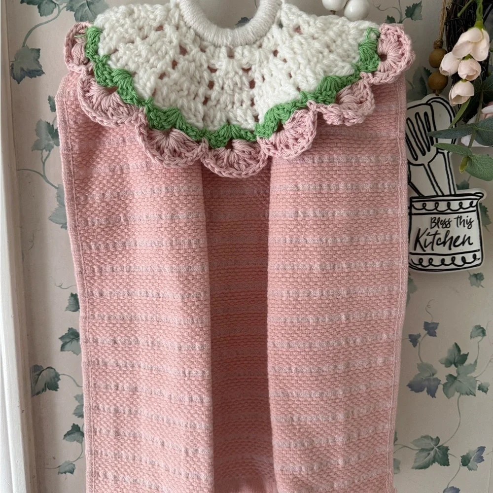 Cute Handmade Crochet Hanging Kitchen Towels Set – Pink Cottage Style